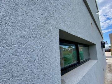 VENTA CASA 5AMB PARRILLA PILAR  DEL ESTE FINANCIA