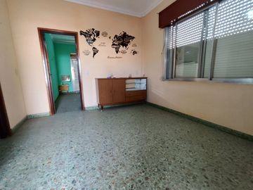 VENTA PH 2 Y 3 AMBIENTES LOCAL  CASANOVA PERMUTA