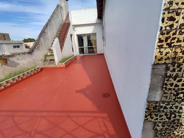 VENTA PH 2 Y 3 AMBIENTES LOCAL  CASANOVA PERMUTA