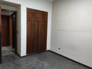 VENTA PH 2 Y 3 AMBIENTES LOCAL  CASANOVA PERMUTA