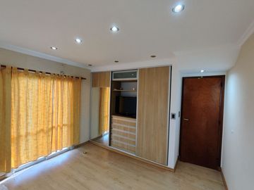 VENTA PH 2 Y 3 AMBIENTES LOCAL  CASANOVA PERMUTA