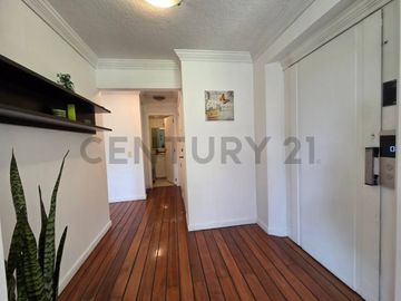 Departamento con jardín y patio en Venta Sector Batan Alto