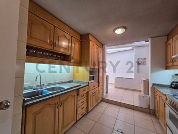Departamento con jardín y patio en Venta Sector Batan Alto