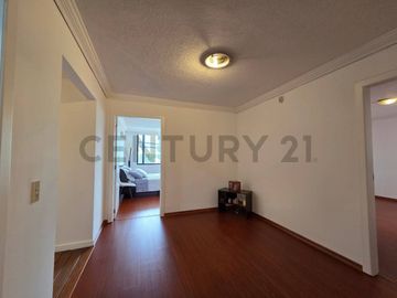 Departamento con jardín y patio en Venta Sector Batan Alto
