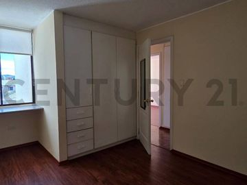 En Venta Departamento de 3D en Pinar Alto