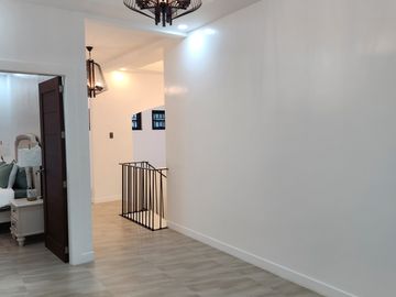 Mediterranean-Style 5-BR Furnished Home for Sale in Dau, Mabalacat