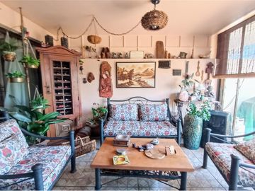 DUPLEX EN VENTA 4D, 3B, 1E, BODEGA, LAS CONDES