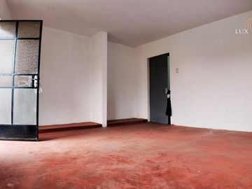 Departamento en  segundo piso