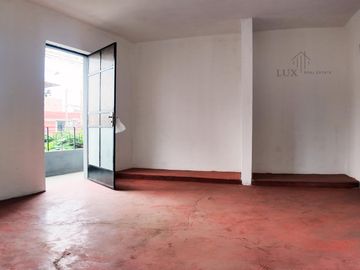 Departamento en  segundo piso