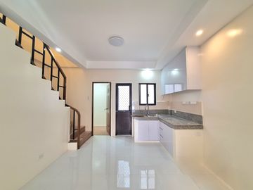 4bedroom Townhouse for Sale in Brgy. Mayamot Antipolo City near SM Masinag