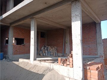 Se vende casa Ventanilla Kawachi Pachacutec 160 m2