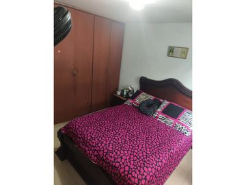 VENDO HERMOSO APARTAMENTO PRIMER PISO VILLA CAROLINA 67 MTS 3 HAB