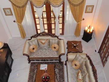 Fully Furnished 6 Bedroom Home in Amadeo near Tagaytay
