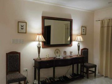 Fully Furnished 6 Bedroom Home in Amadeo near Tagaytay