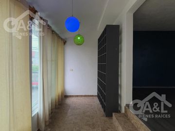 Casa en Venta con Recamara Planta Baja Jacarandas