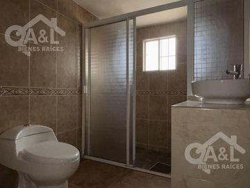 Casa en Venta con Recamara Planta Baja Jacarandas