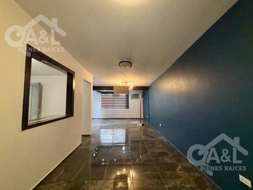 Casa en Venta con Recamara Planta Baja Jacarandas
