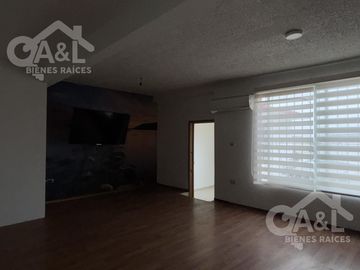 Casa en Venta con Recamara Planta Baja Jacarandas