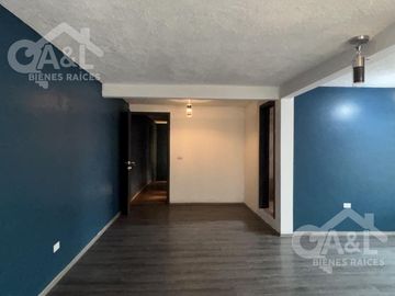 Casa en Venta con Recamara Planta Baja Jacarandas