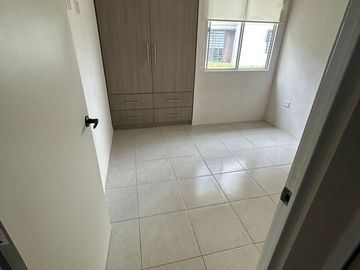 Departamento en Venta Frente a Zona Comercial