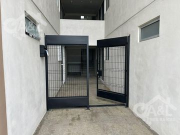 Departamento en Venta Frente a Zona Comercial