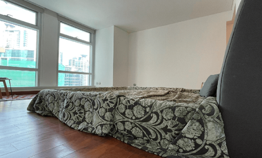 3BR Condo for Sale in Two Roxas Triangle, Salcedo Village, Makati - RS4521381