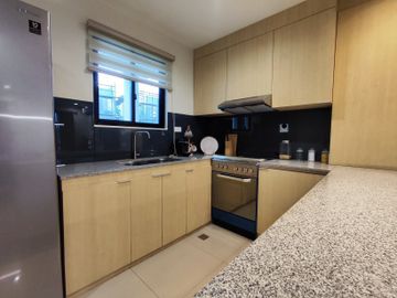 2 Storey Single Attached w/5 Bedrooms For Sale in Malvar Batangas- EA