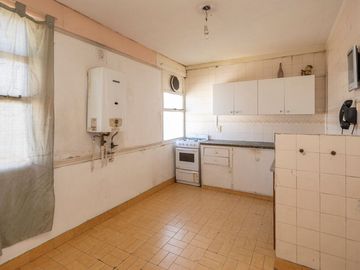 VENTA 4 AMBIENTES A REFACCIONAR SAN CRISTOBAL
