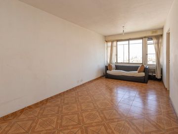 VENTA 4 AMBIENTES A REFACCIONAR SAN CRISTOBAL
