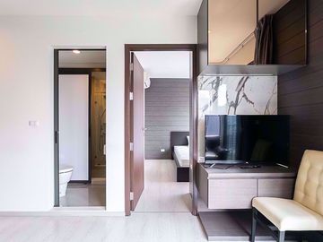 2 bed Condo in Rhythm Asoke Makkasan Sub District C07481