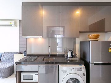 2 bed Condo in Rhythm Asoke Makkasan Sub District C07481