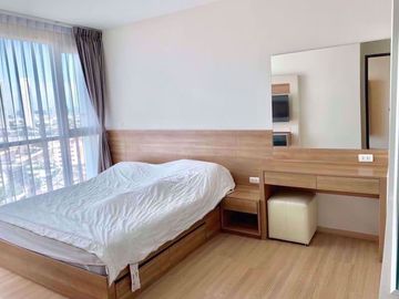 2 bed Condo in Rhythm Sathorn Yan Nawa Sub District C06990