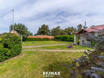 VENTA O PERMUTA CASA QUINTA + DPTO + GALPON