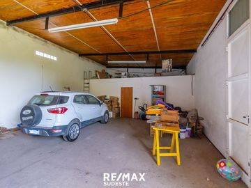 VENTA O PERMUTA CASA QUINTA + DPTO + GALPON