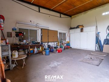 VENTA O PERMUTA CASA QUINTA + DPTO + GALPON