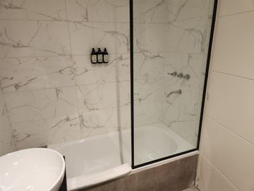 VENTA DPTO 3 AMB. P. DE FRUTOS VISTA AL RIO. HOTEL