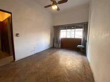 VENTA DEPARTAMENTO 2 AMB PARA RECICLAR,  BELGRANO