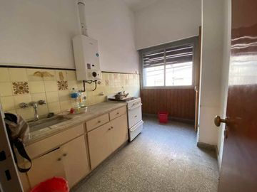 VENTA DEPARTAMENTO 2 AMB PARA RECICLAR,  BELGRANO