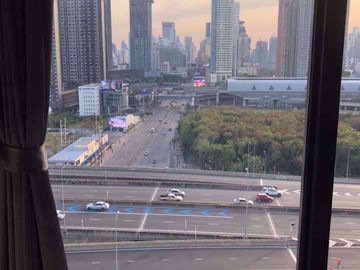 1 bed Duplex in Chewathai Residence Asoke Makkasan Sub District D05754