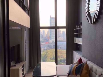 1 bed Duplex in Chewathai Residence Asoke Makkasan Sub District D05754