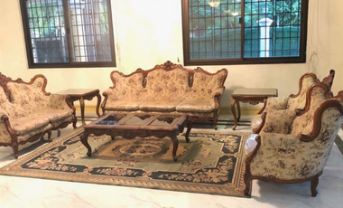 5 Bedroom For Sale in Green Meadows, Quezon City