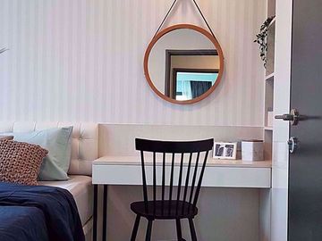 2 bed Condo in Rhythm Rangnam Thanonphayathai Sub District C05616