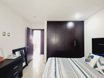 Casa en Venta en Lomas del Sol | Amplio Jardín