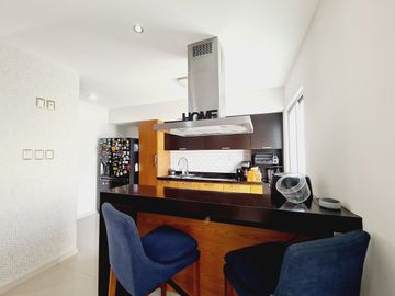 Casa en Venta en Lomas del Sol | Amplio Jardín