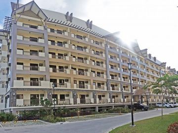 3BR Condo Verawood Acacia Resale unit with Parking Near international Airport