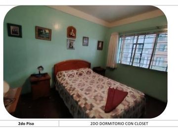 SE VENDE CASA DE 2 PLANTAS MAS AZOTEA EN MIRAFLORES