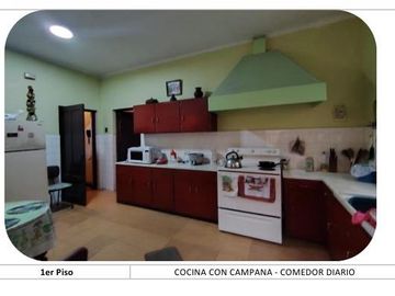 SE VENDE CASA DE 2 PLANTAS MAS AZOTEA EN MIRAFLORES