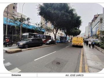 SE VENDE CASA DE 2 PLANTAS MAS AZOTEA EN MIRAFLORES