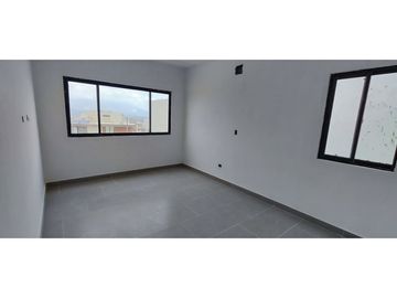 Casa en venta en Porto Cumbres en Gracia