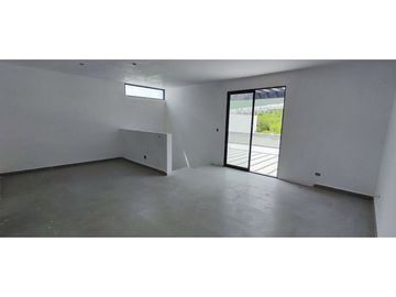 Casa en venta en Porto Cumbres en Gracia